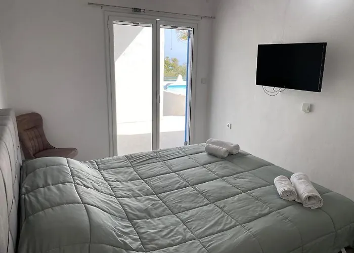 Bianco E Azzuro Nyaraló *